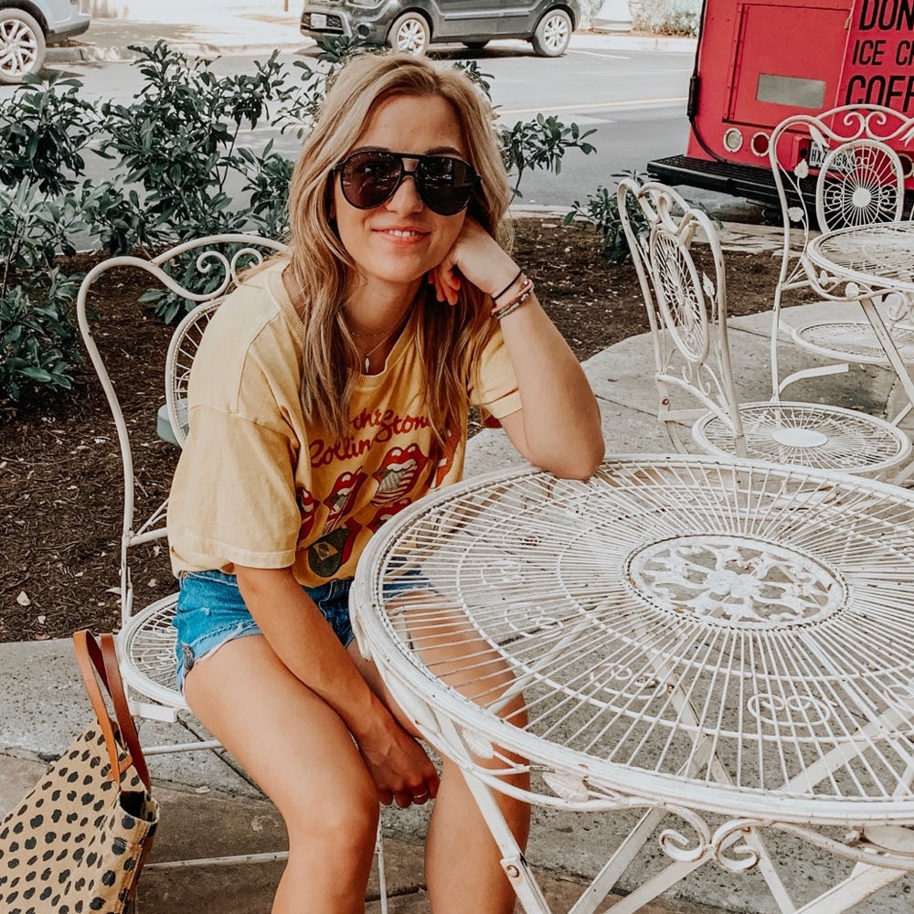 Meet your Posher, Allison